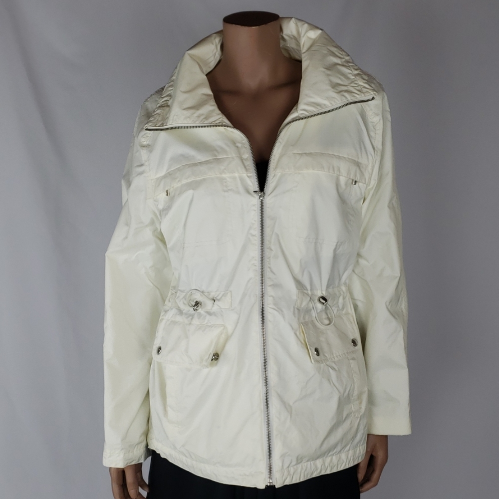 Spring rain or wind coat: Michael Kors